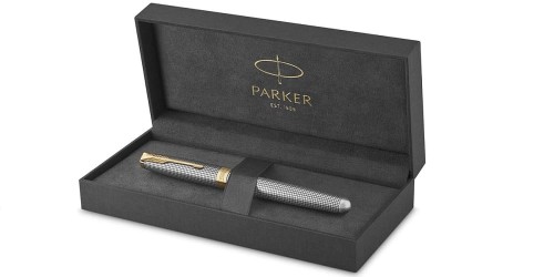 Pióro kulkowe Parker Sonnet Deluxe Chiselled Silver GT etui.png